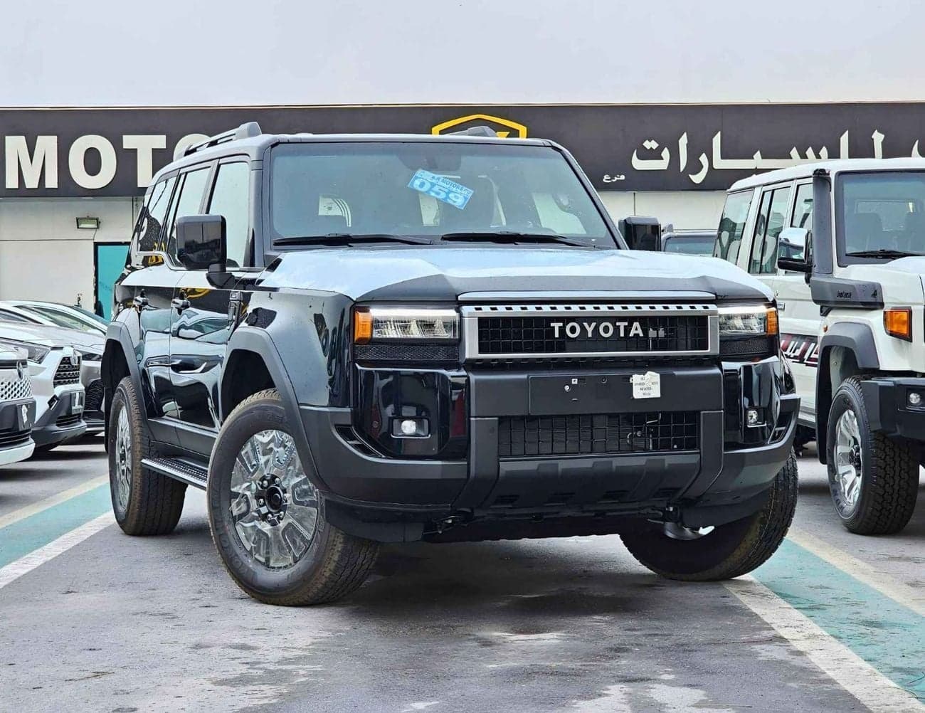 2026 Toyota Prado VXR thumbnail 3