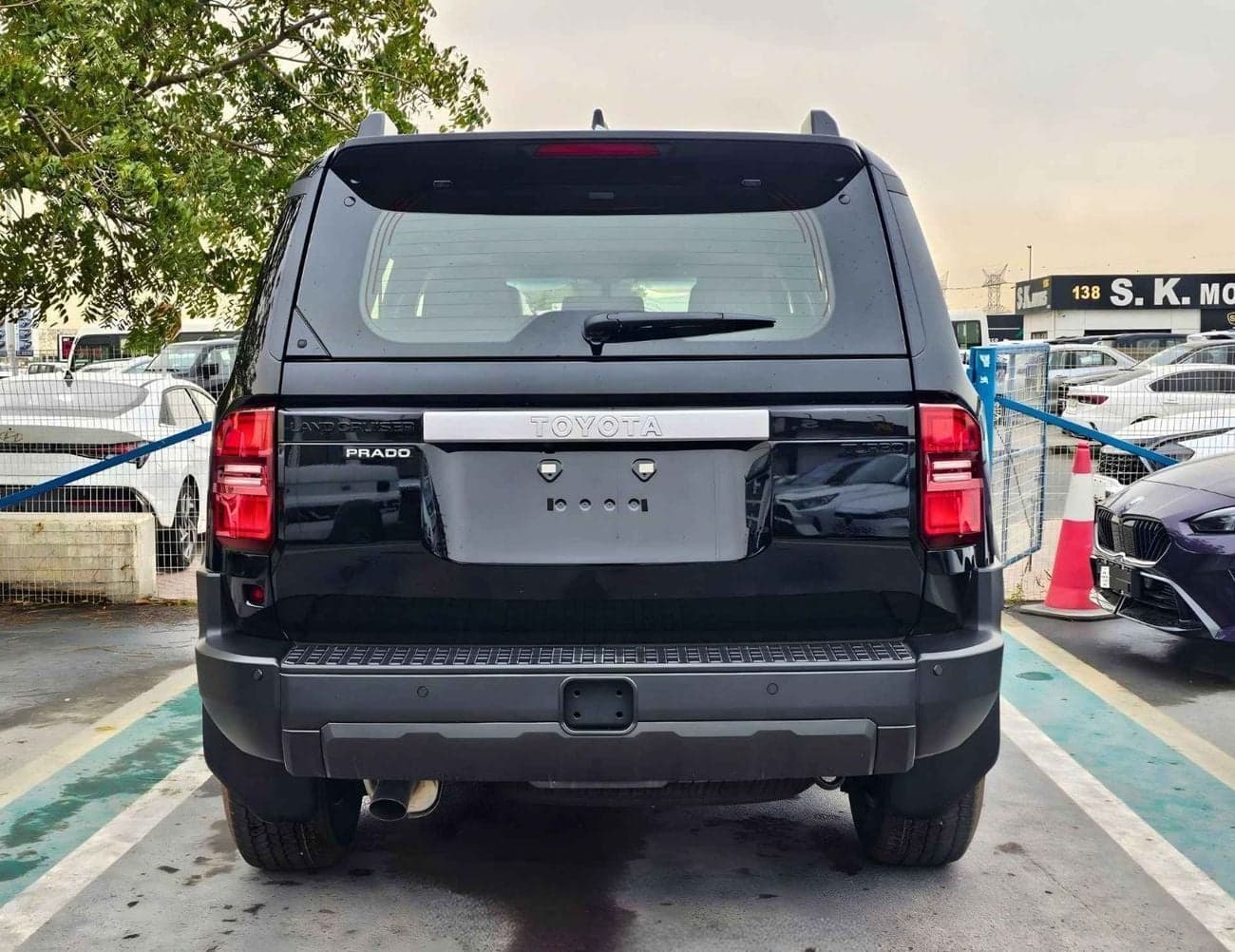 2026 Toyota Prado VXR thumbnail 4