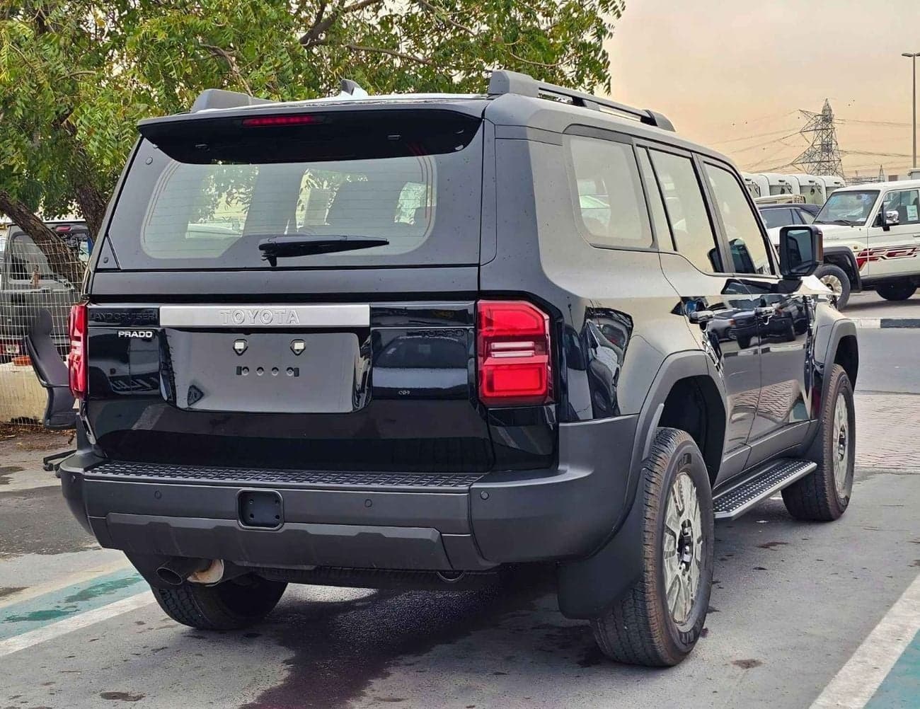 2026 Toyota Prado VXR thumbnail 5