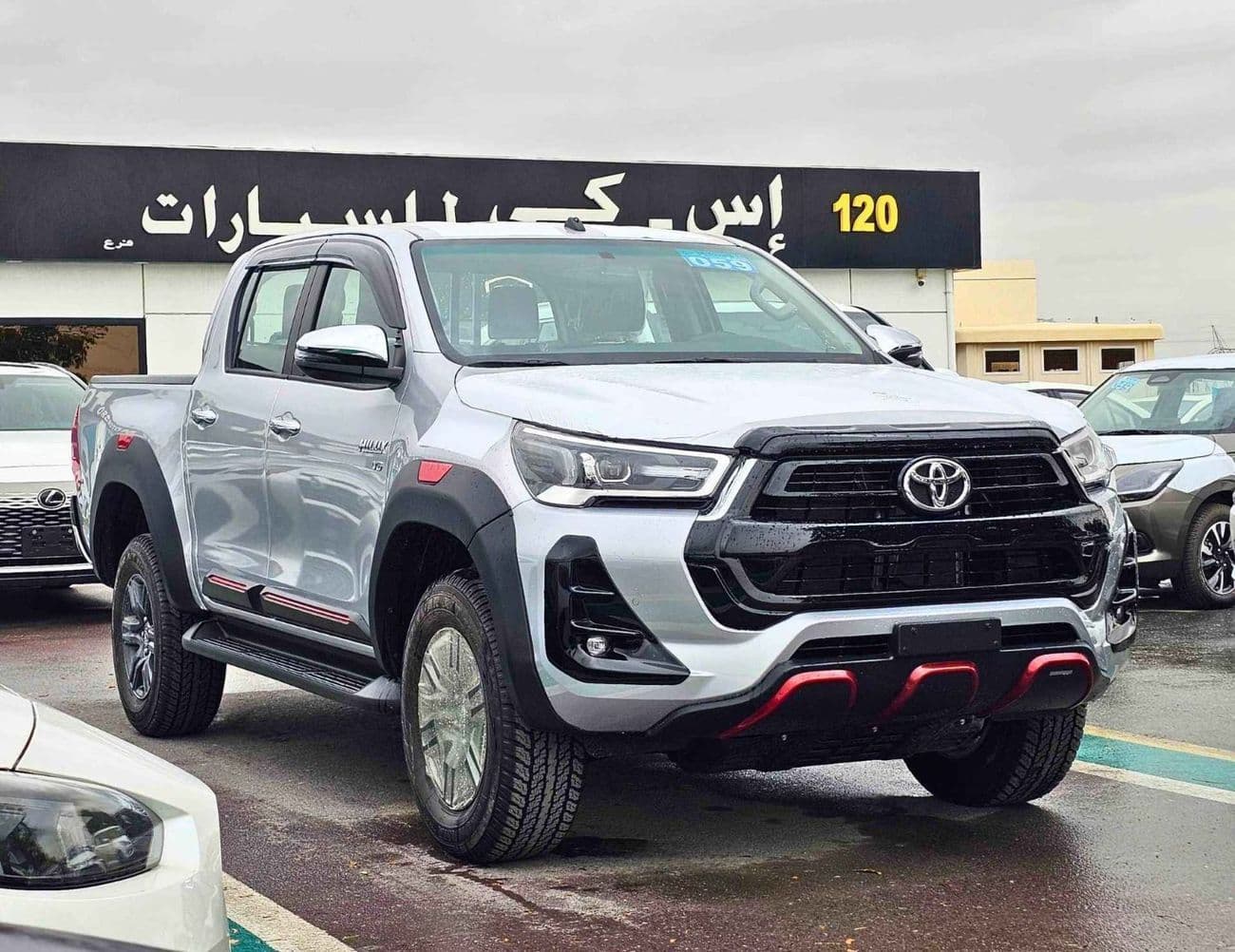 2026 Toyota Hilux SR5 TRD 4.0L PETROL thumbnail 3