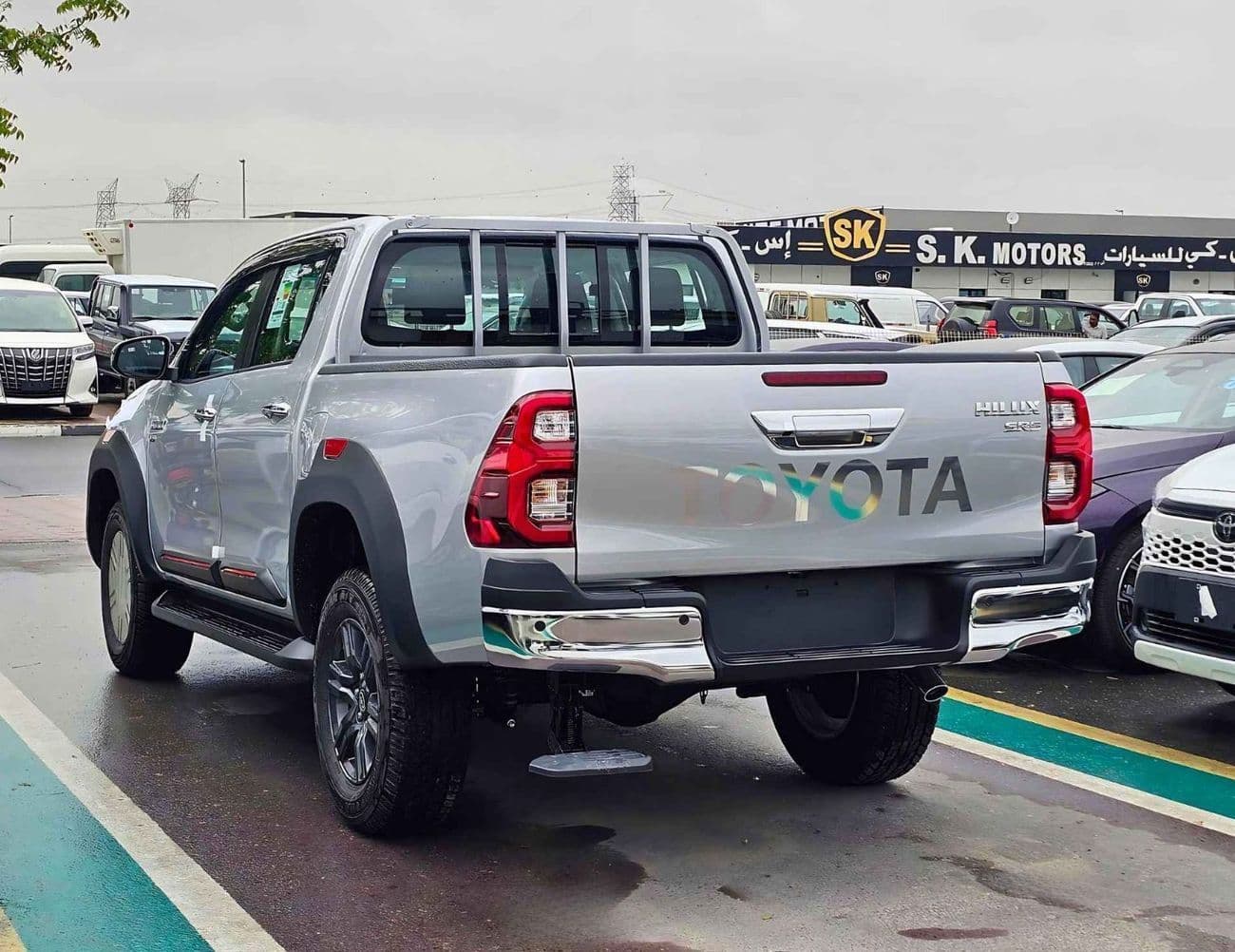2026 Toyota Hilux SR5 TRD 4.0L PETROL thumbnail 6