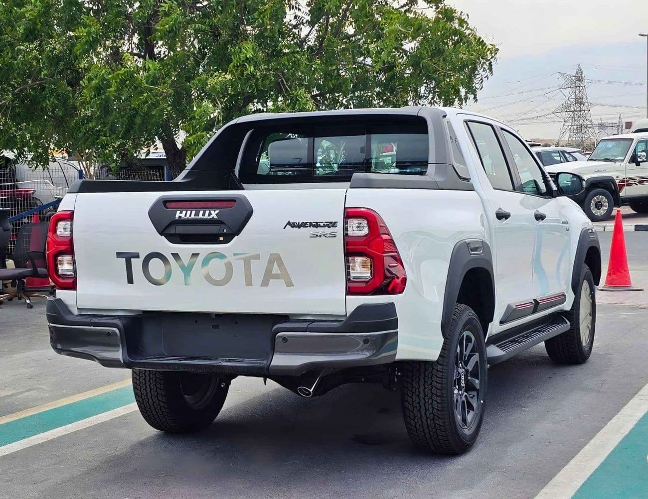 2026 Toyota Hilux thumbnail 5