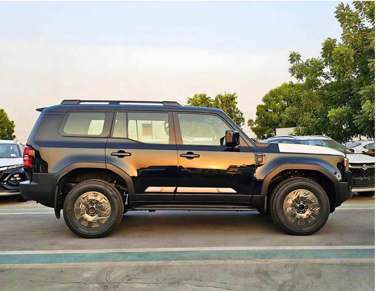 2026 Toyota Prado VXR thumbnail 2
