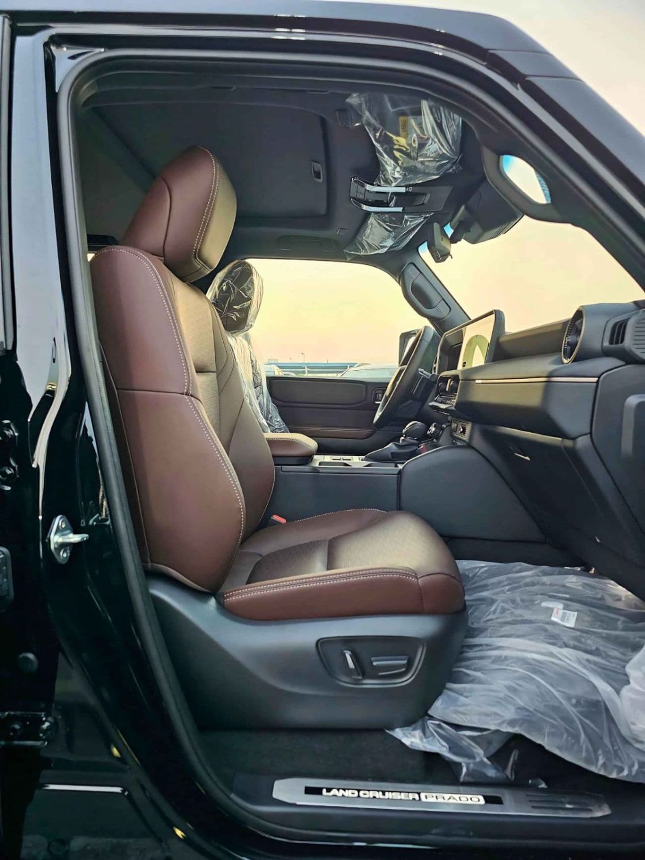 2026 Toyota Prado VXR thumbnail 10