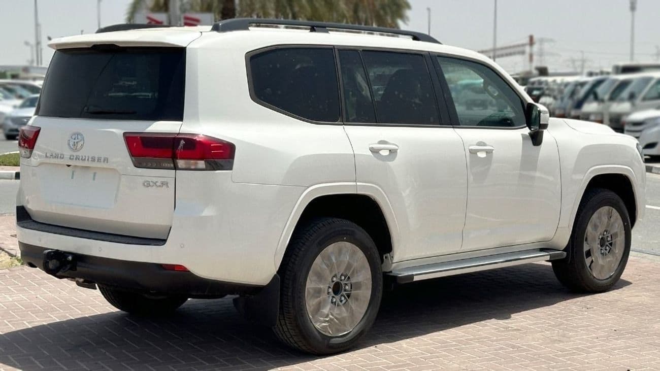 2024 Toyota Land Cruiser GXR thumbnail 5