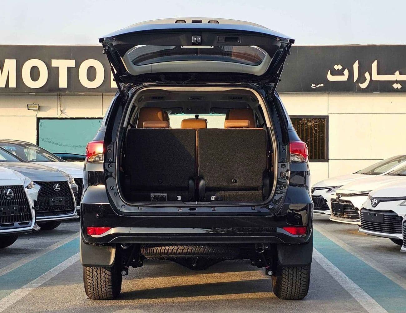 2025 Toyota Fortuner thumbnail 5