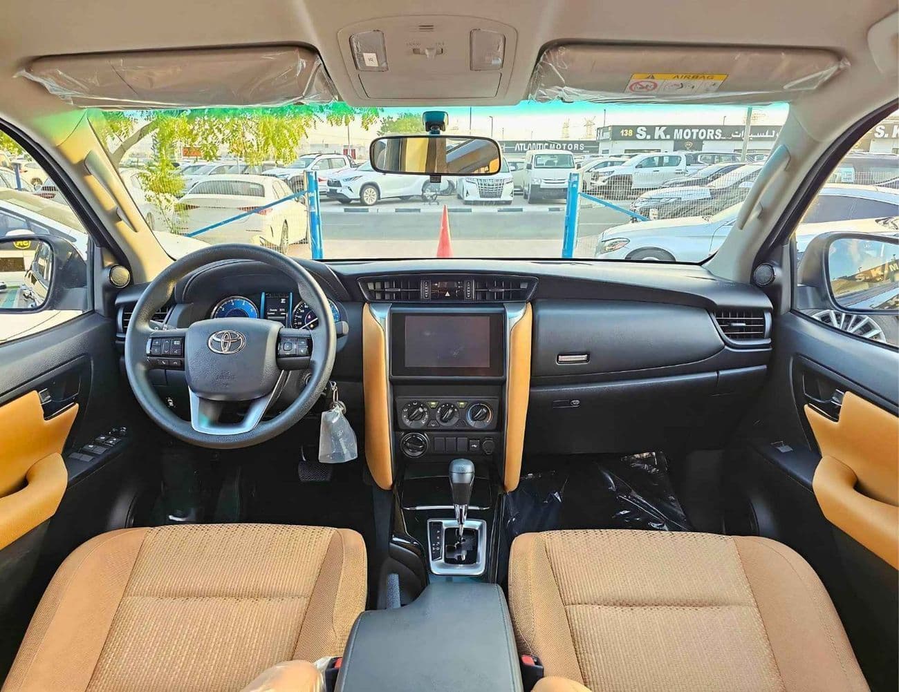 2025 Toyota Fortuner thumbnail 10
