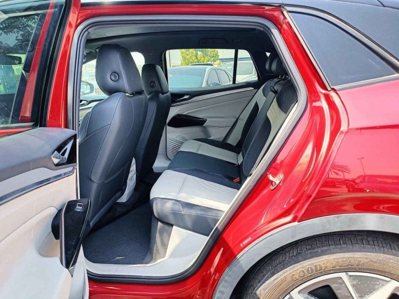 2020 Volkswagen ID.4 thumbnail 10