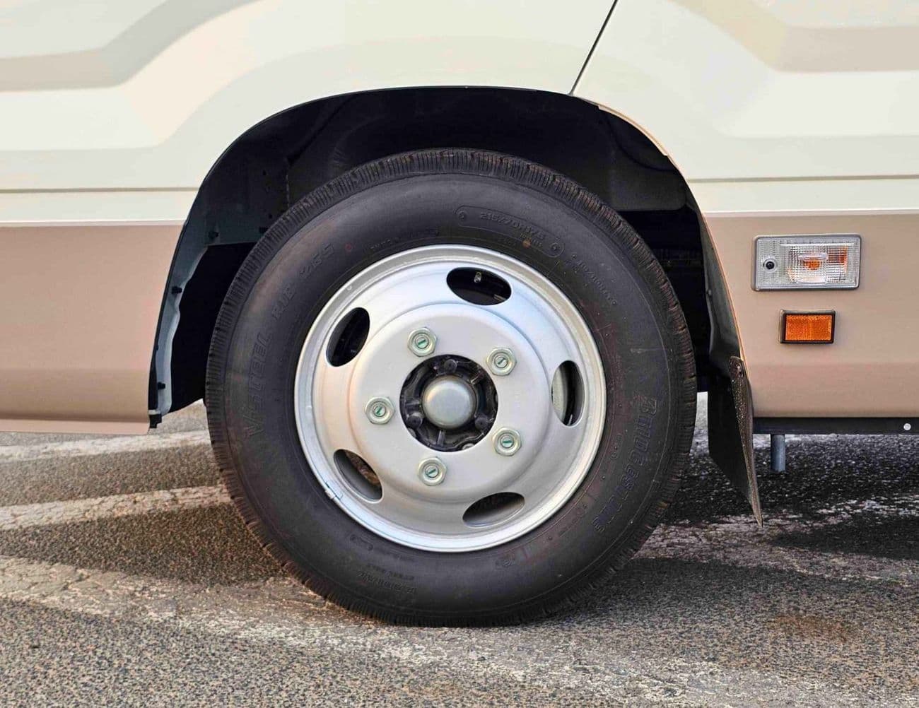 2025 Toyota Coaster thumbnail 6