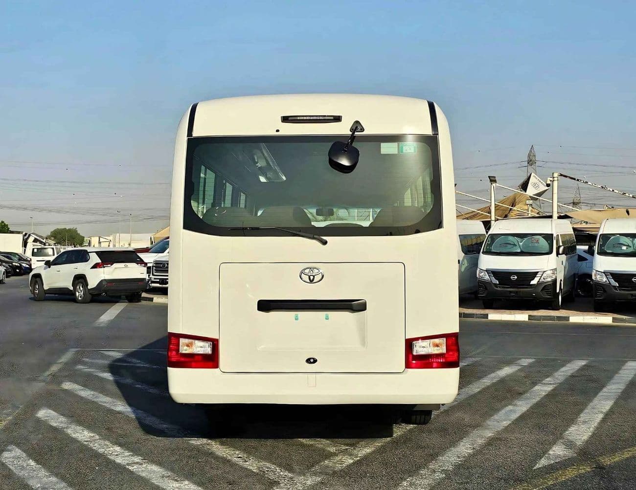 2025 Toyota Coaster thumbnail 4