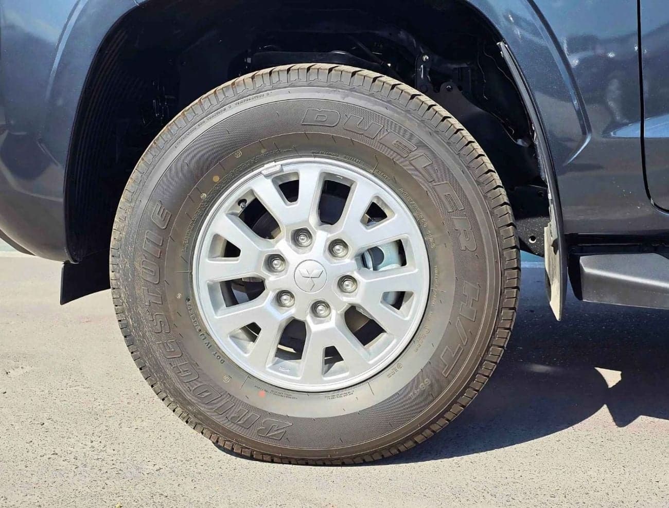 2024 Mitsubishi L200 GL thumbnail 6