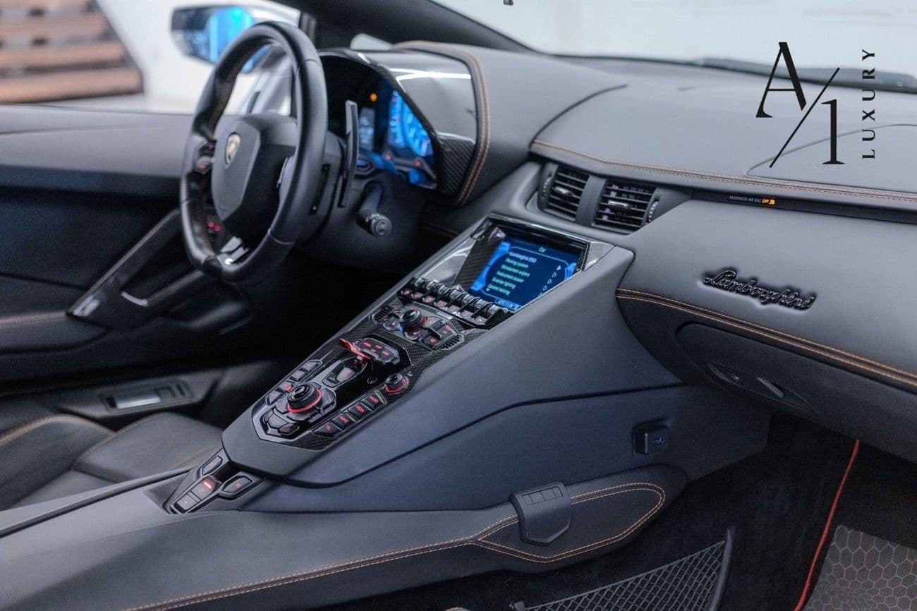 2018 Lamborghini Aventador S thumbnail 8
