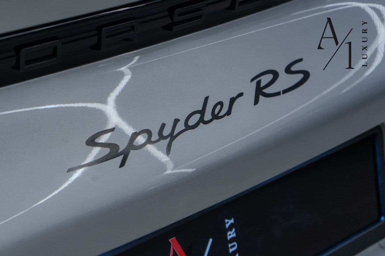 2025 Porsche 718 Spyder RS thumbnail 6