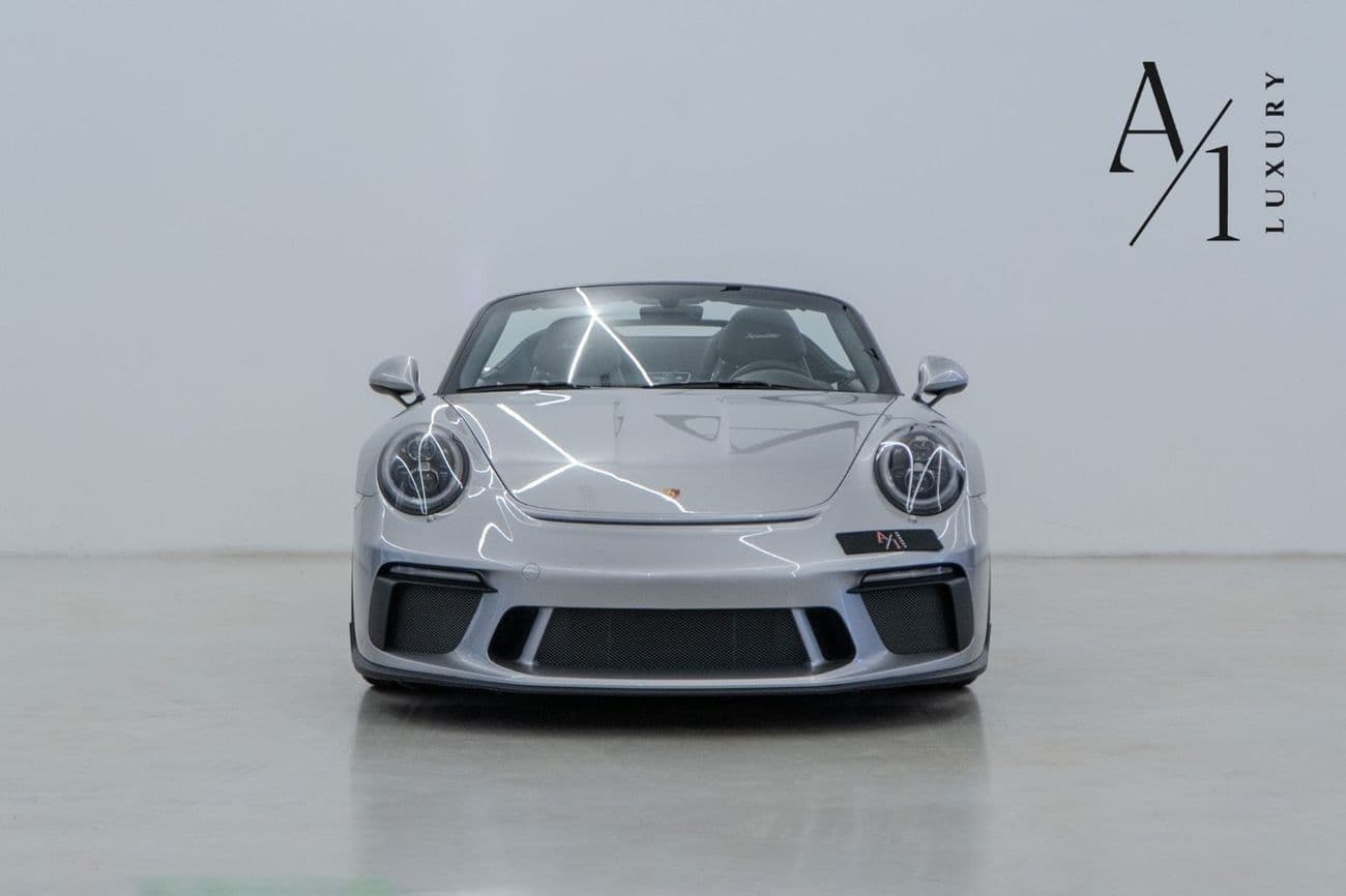 2019 Porsche 911 SPEEDSTER thumbnail 2