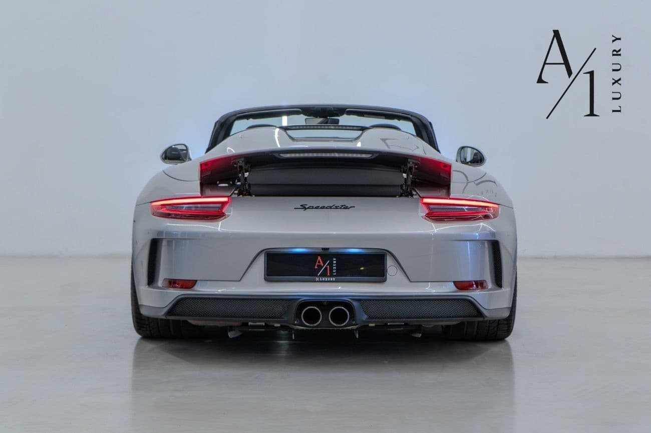 2019 Porsche 911 SPEEDSTER thumbnail 5