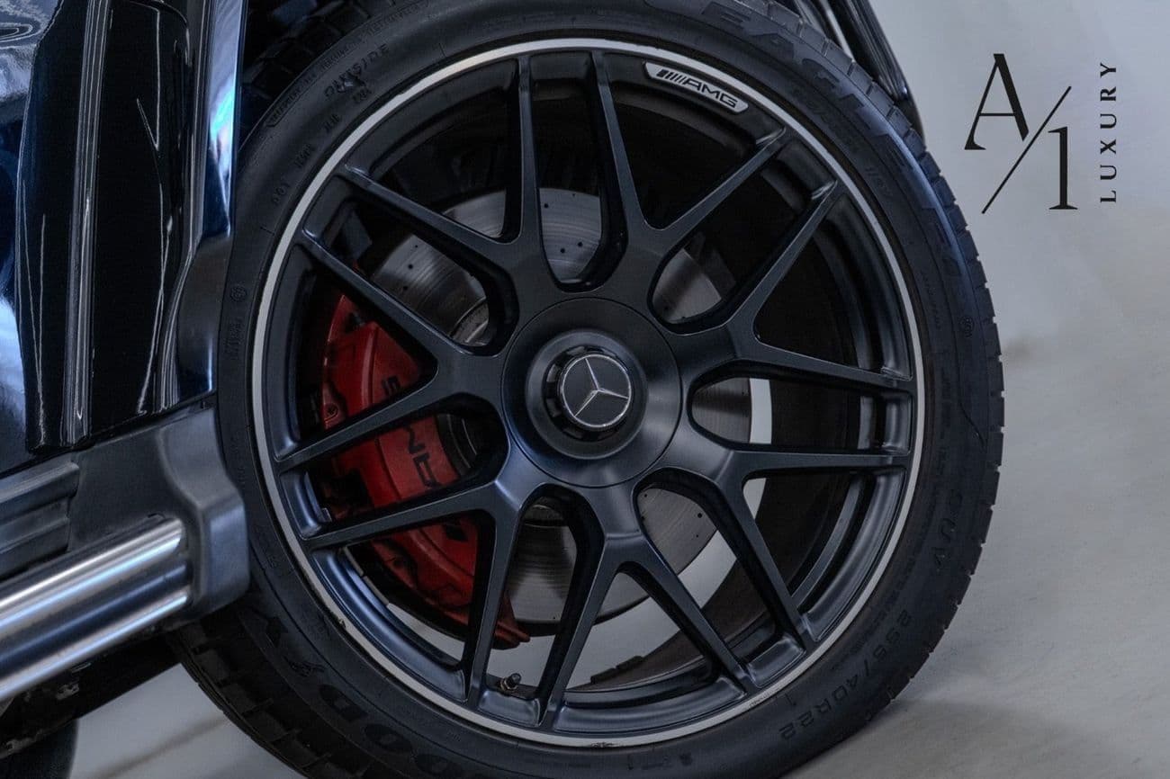 2022 Mercedes Benz G63 AMG STANDARD thumbnail 4