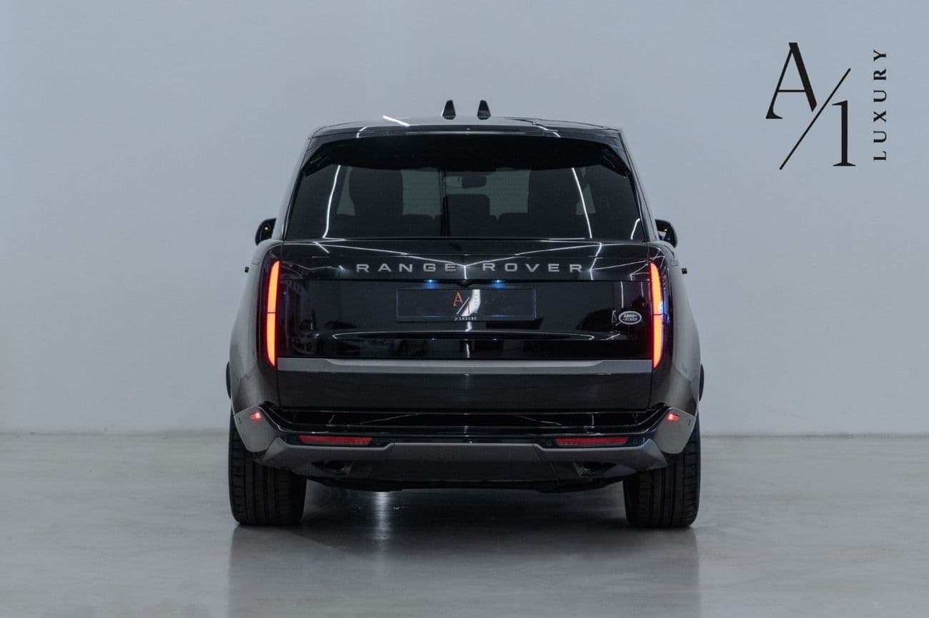2023 Land Rover Range Rover AUTOBIOGRAPHY P530 thumbnail 4