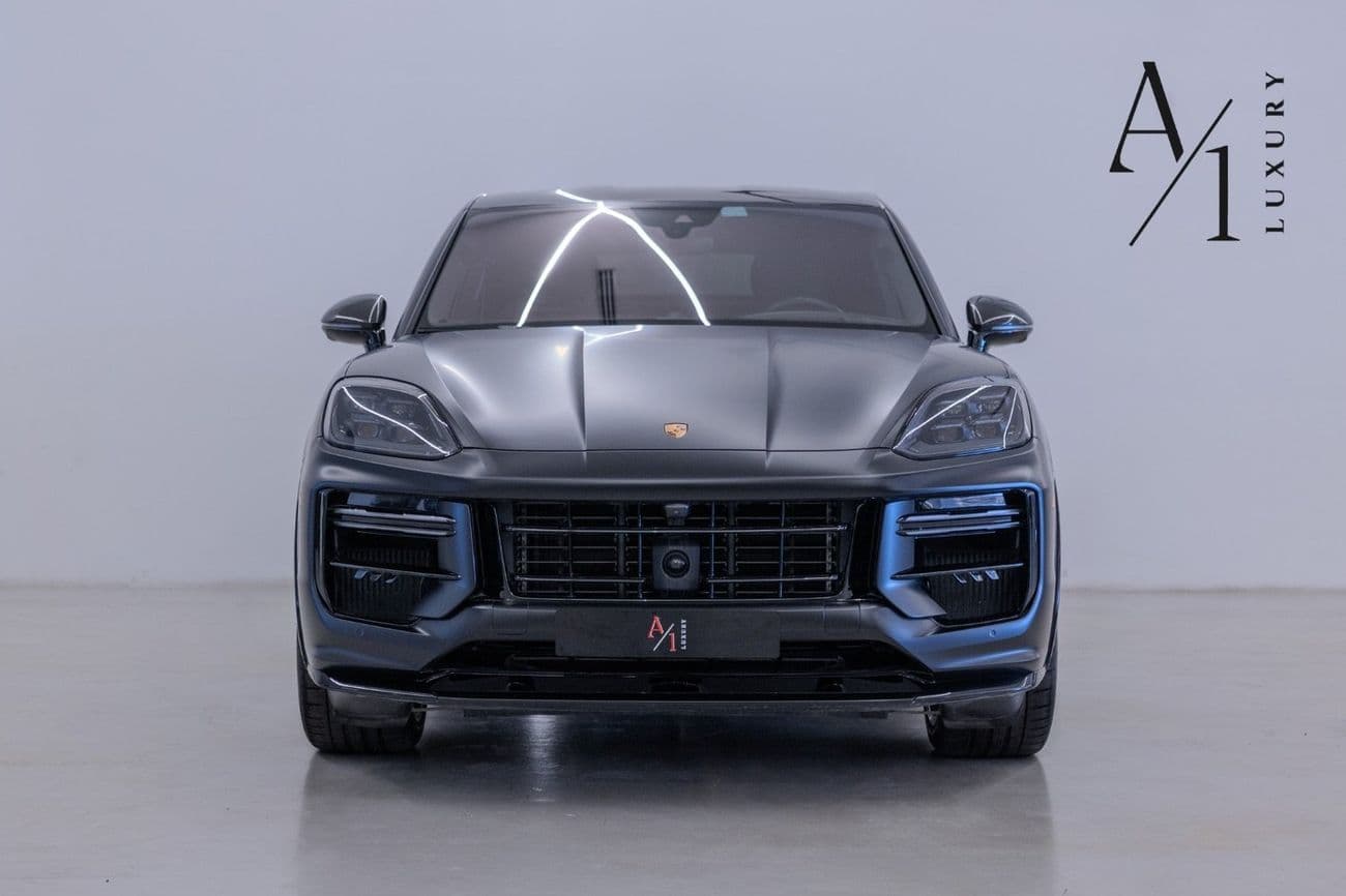 2024 Porsche Cayenne TURBO GT thumbnail 2