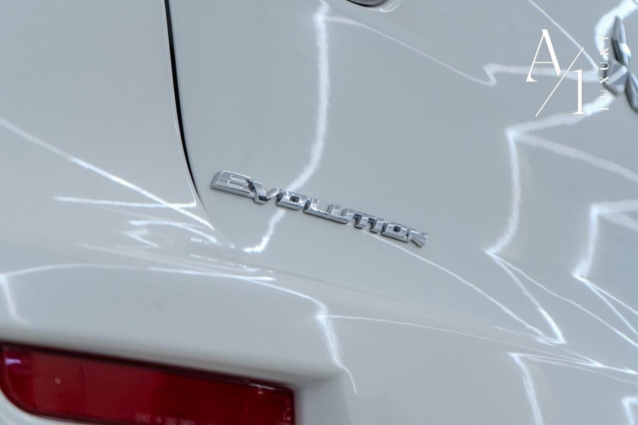 2015 Mitsubishi Lancer thumbnail 4
