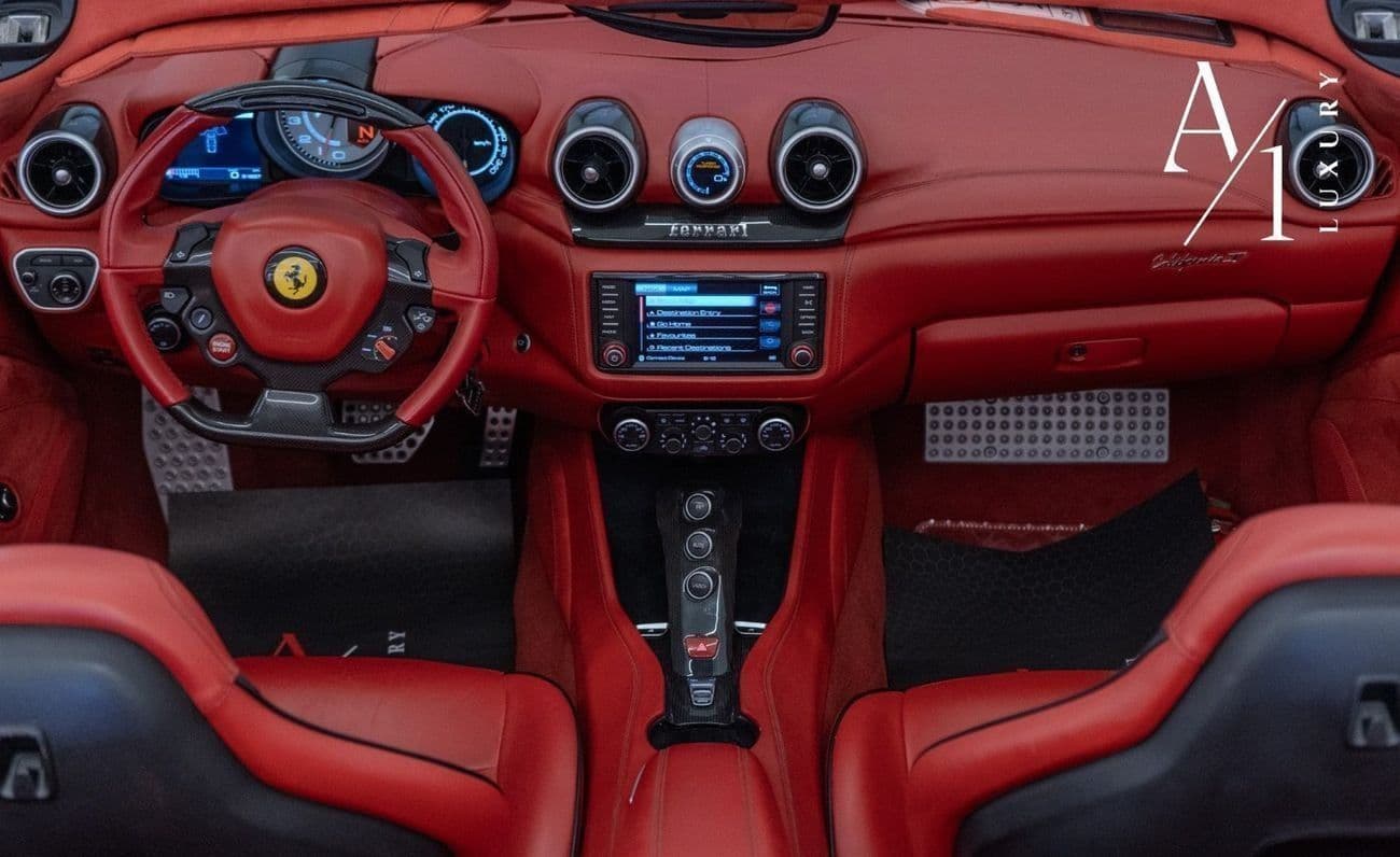 2016 Ferrari California T thumbnail 6