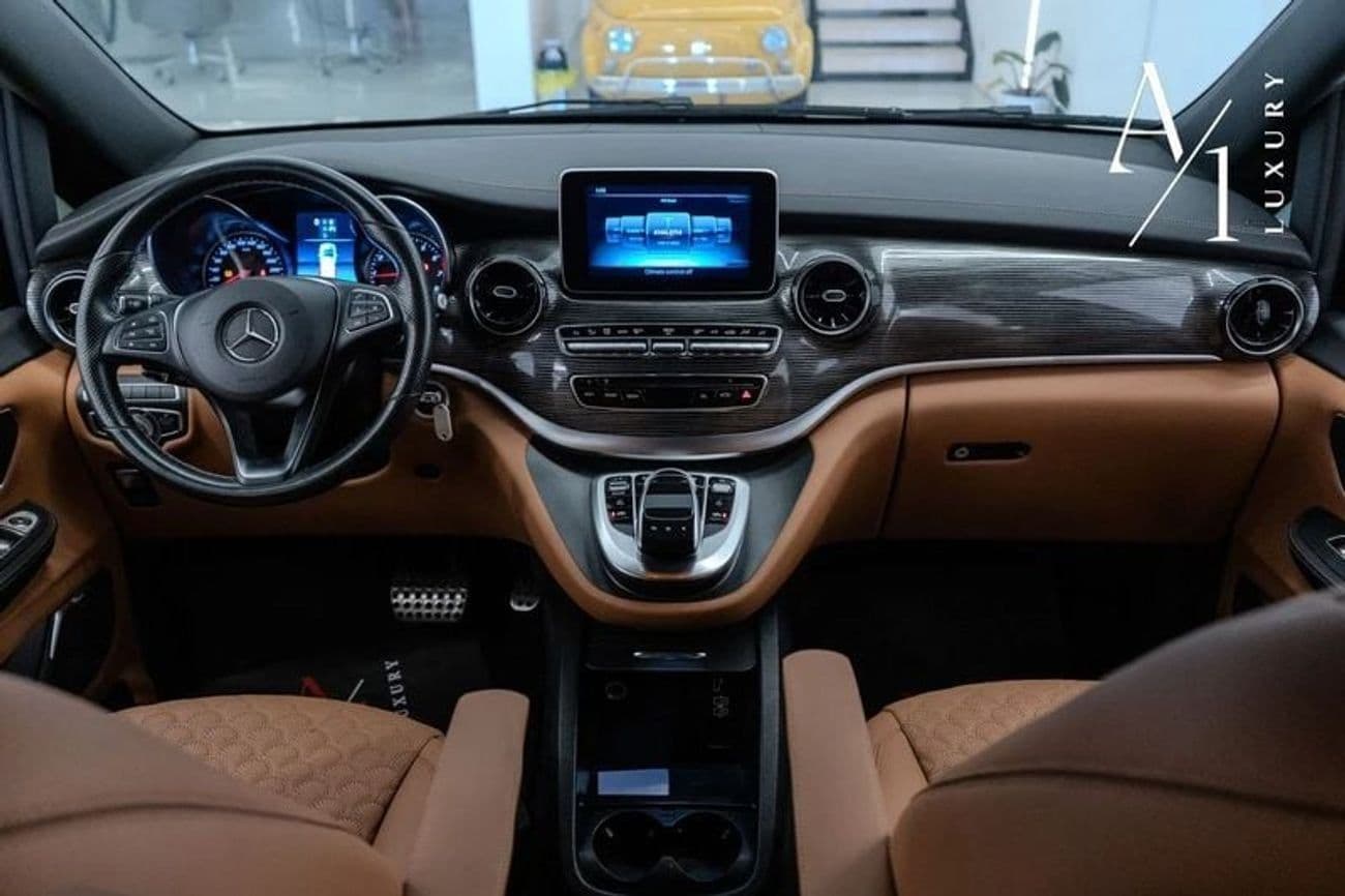 2020 Mercedes Benz V 250 thumbnail 8