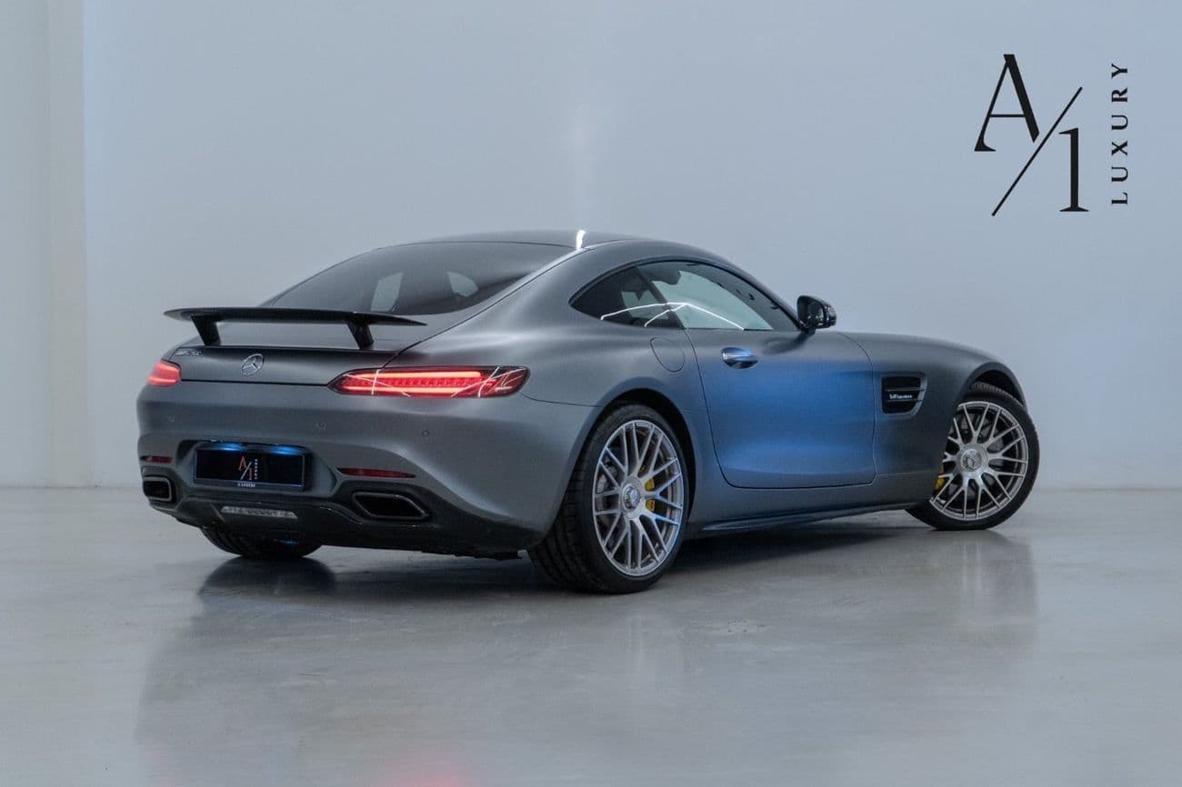 2016 Mercedes Benz AMG GT GTS thumbnail 3