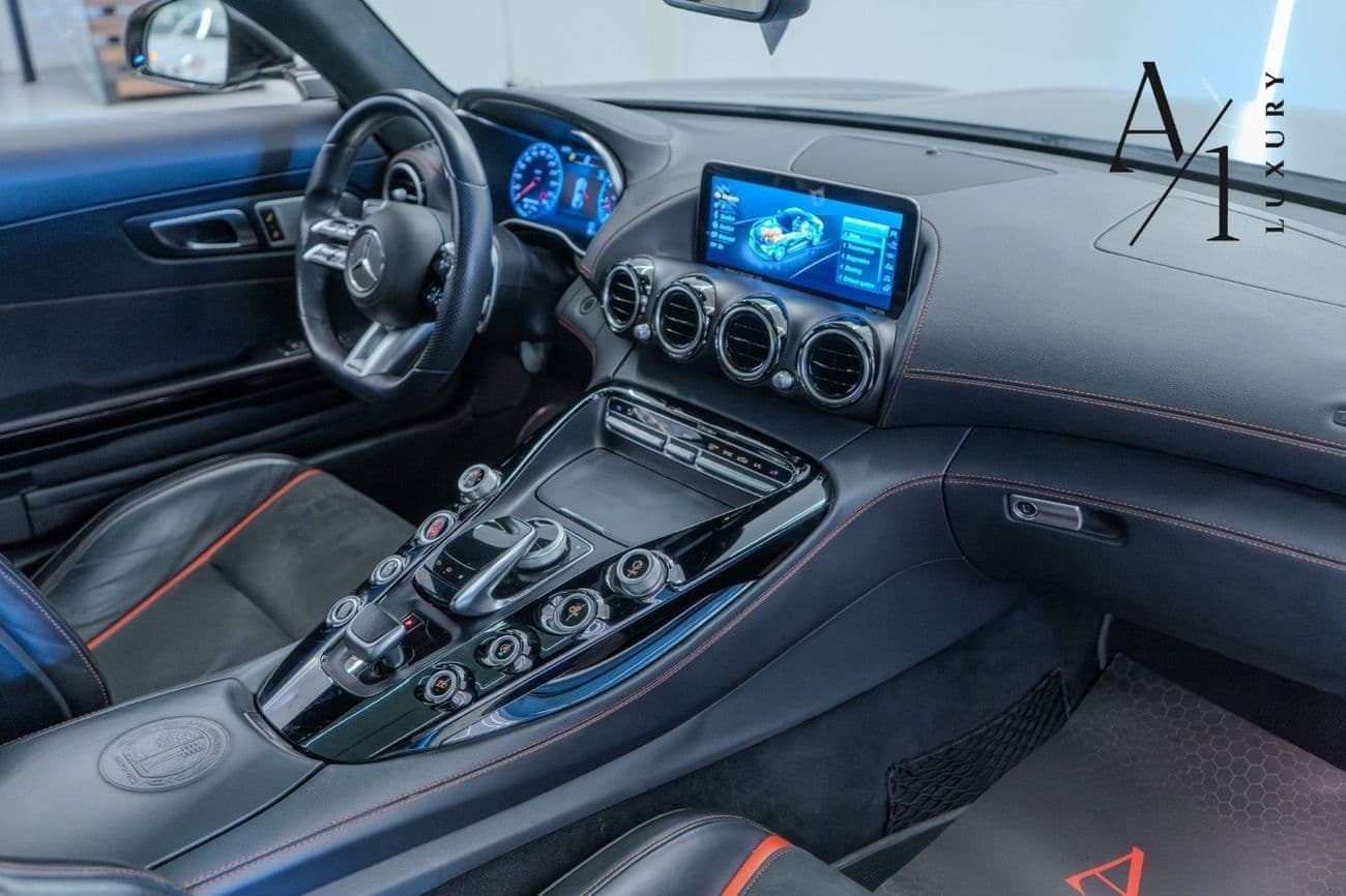 2016 Mercedes Benz AMG GT GTS thumbnail 6