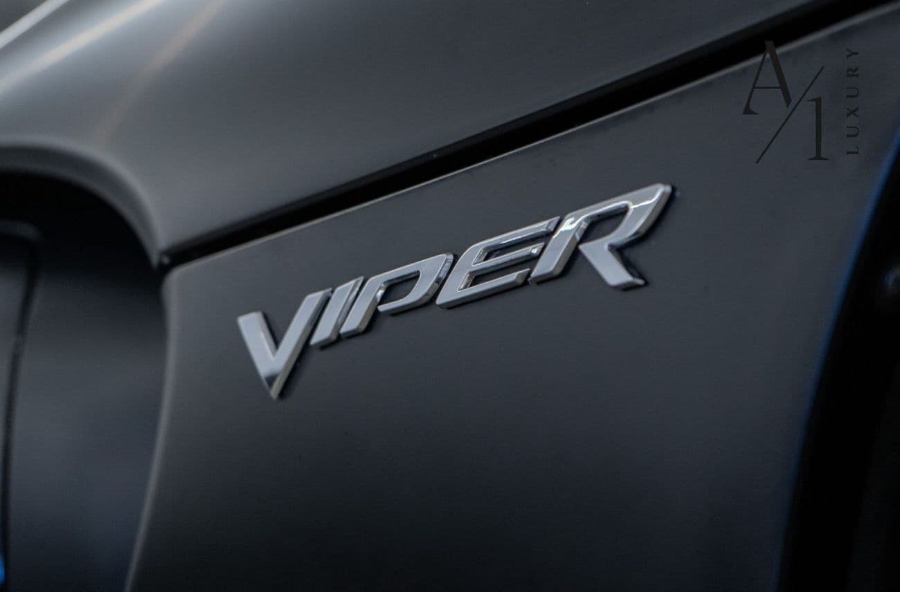 2017 Dodge Viper SRT thumbnail 5