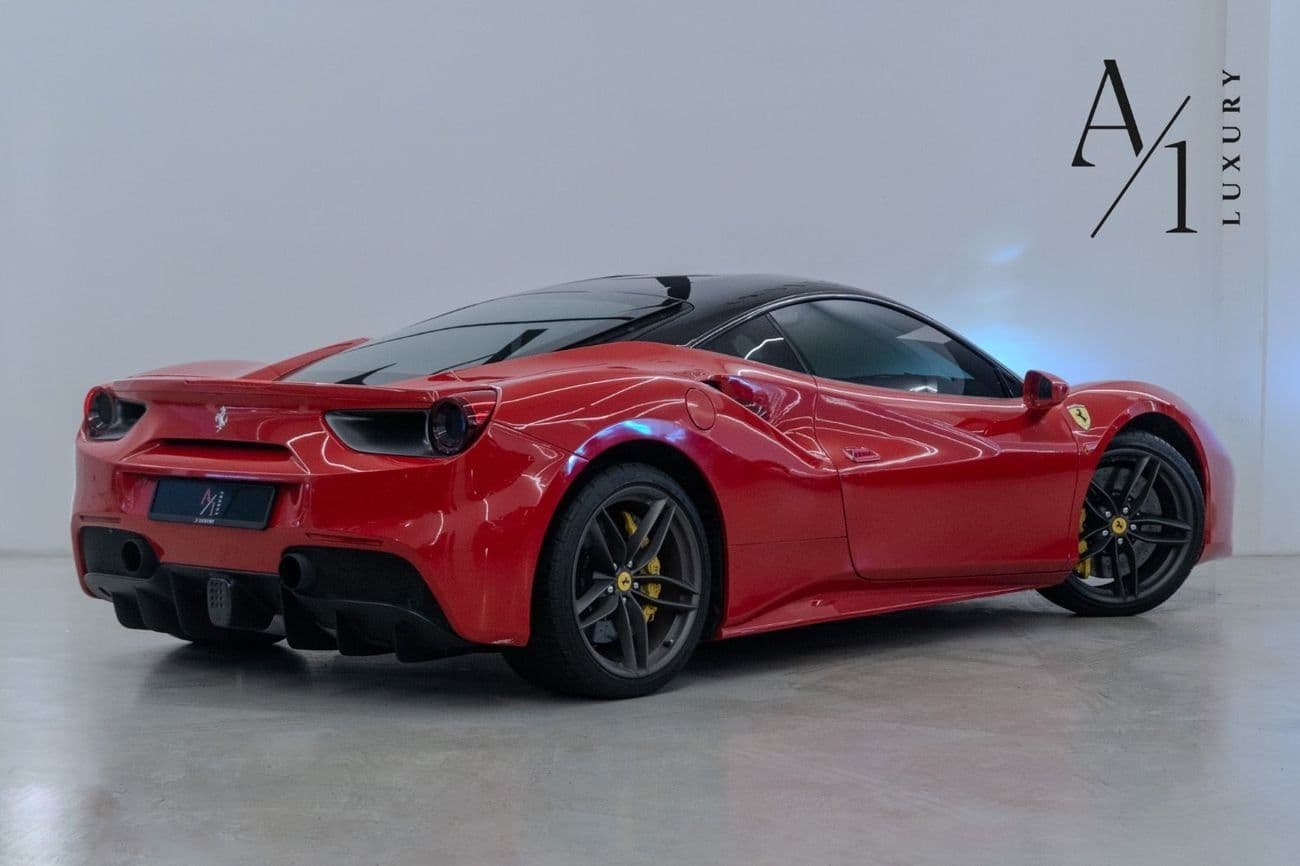 2017 Ferrari 488 thumbnail 3