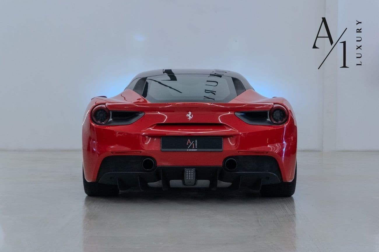 2017 Ferrari 488 thumbnail 4