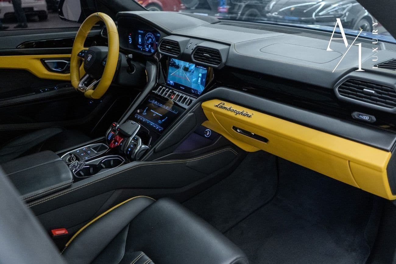 2023 Lamborghini Urus S thumbnail 7