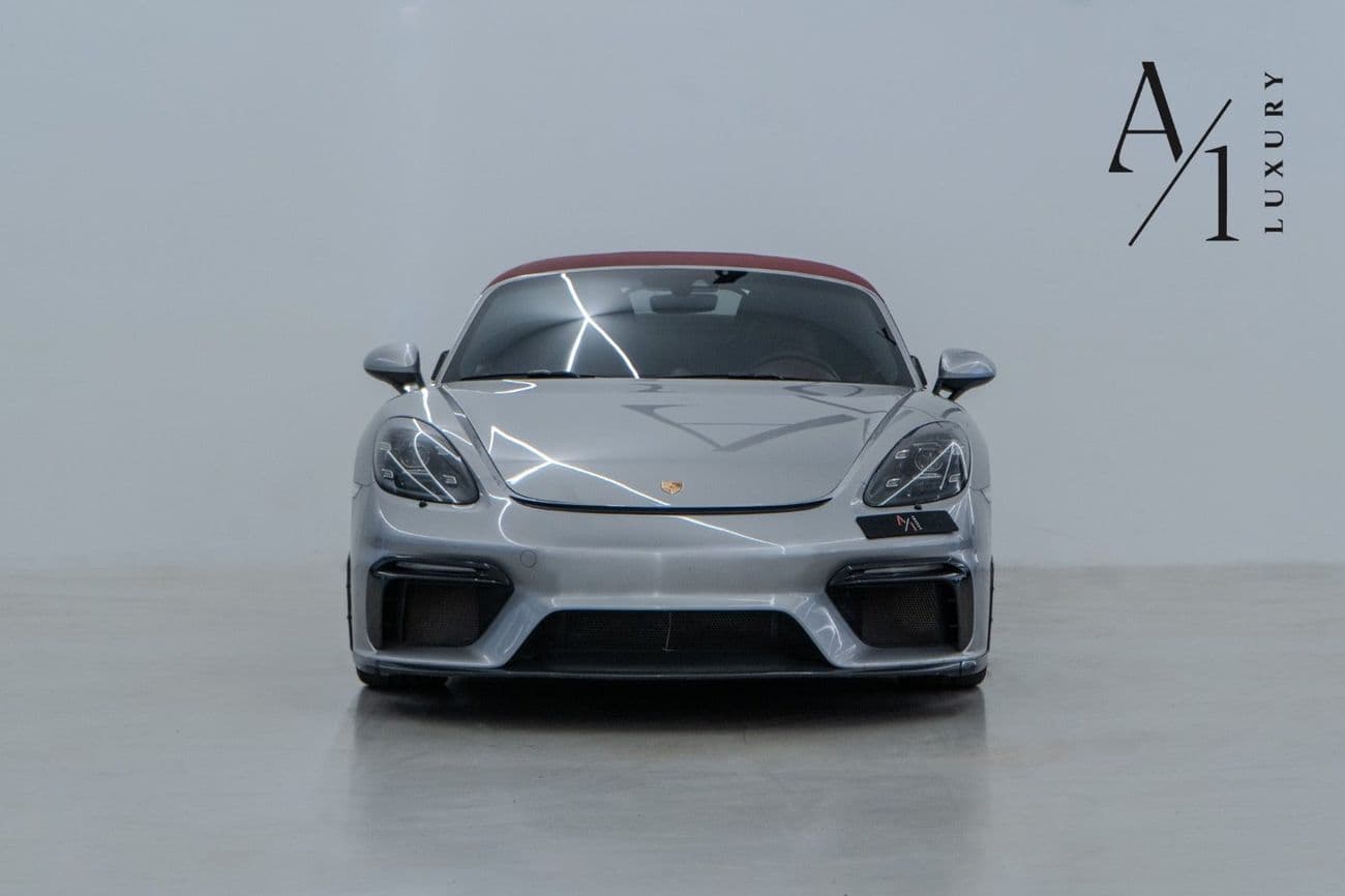 2020 Porsche 718 Spyder STANDARD thumbnail 2