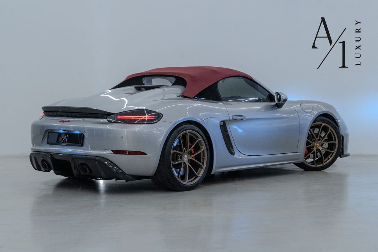 2020 Porsche 718 Spyder STANDARD thumbnail 4