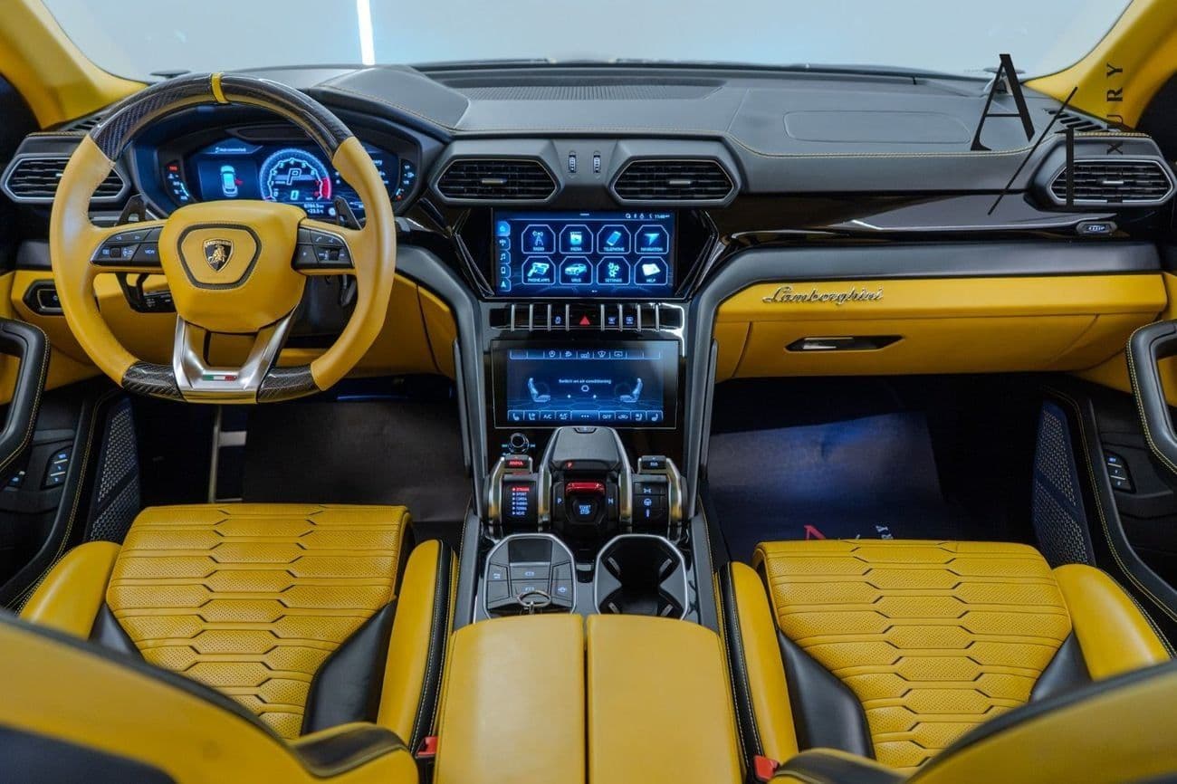 2021 Lamborghini Urus NOVITEC thumbnail 8