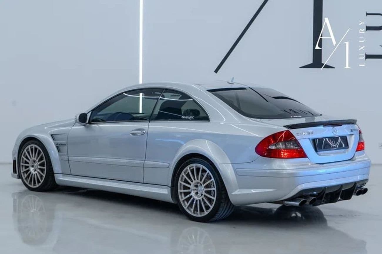 2008 Mercedes Benz CLK63 AMG thumbnail 3
