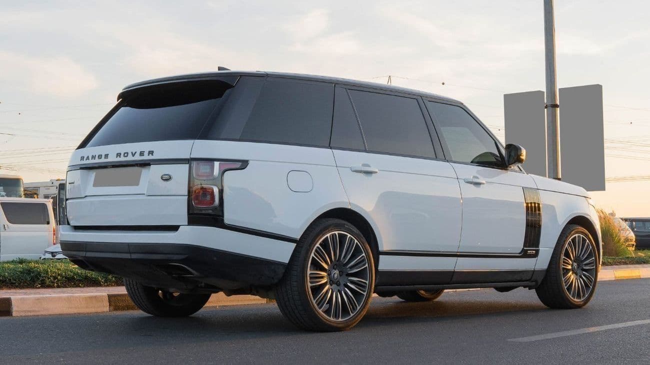 2020 Land Rover Range Rover VOGUE SE thumbnail 6