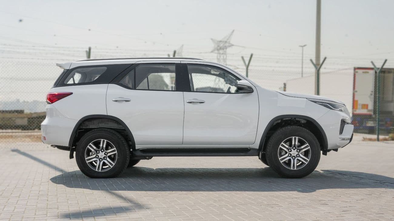2026 Toyota Fortuner EXR thumbnail 2