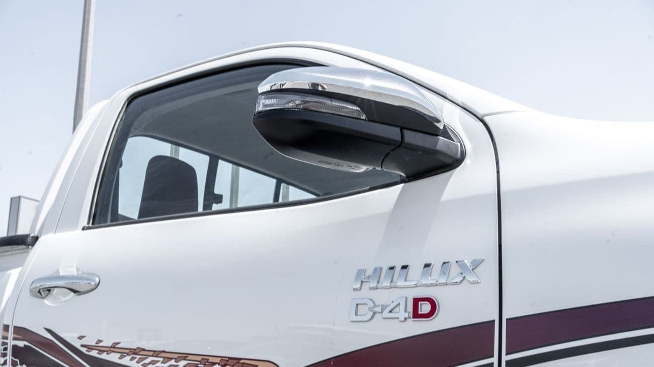 2026 Toyota Hilux GLX thumbnail 7