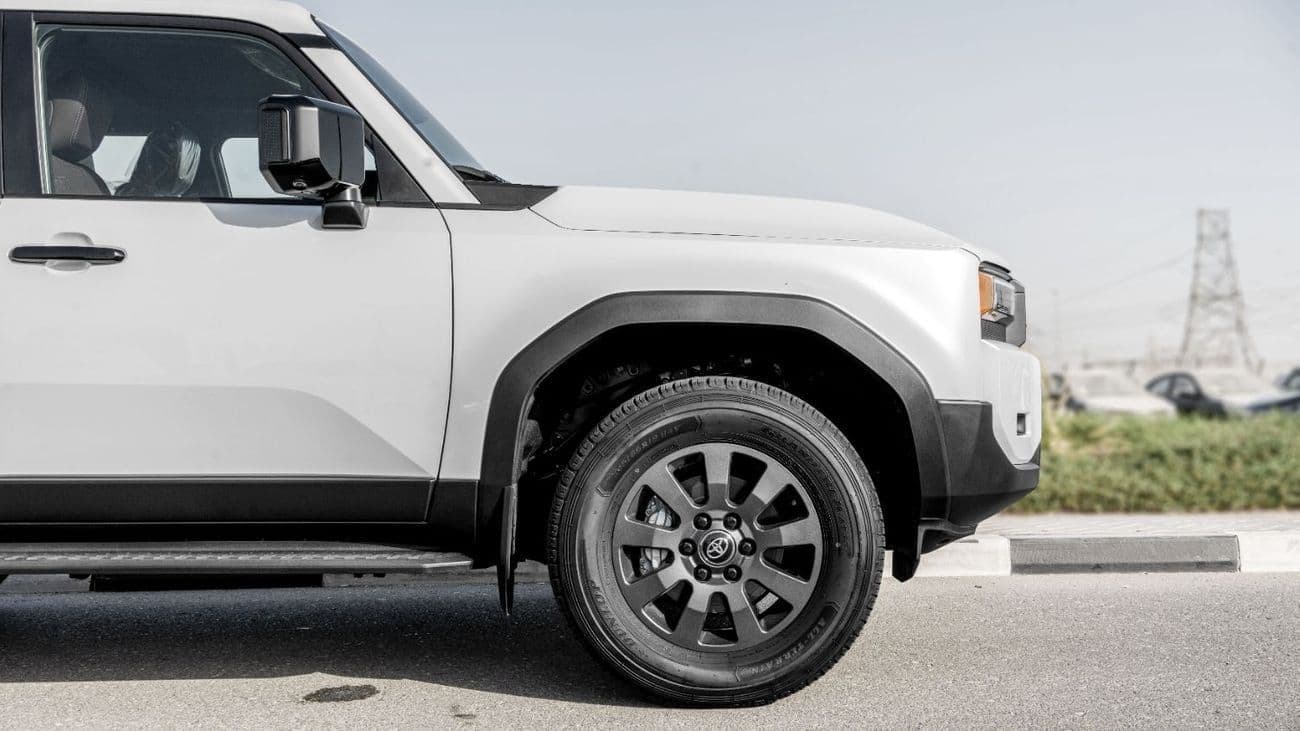 2026 Toyota Prado thumbnail 6