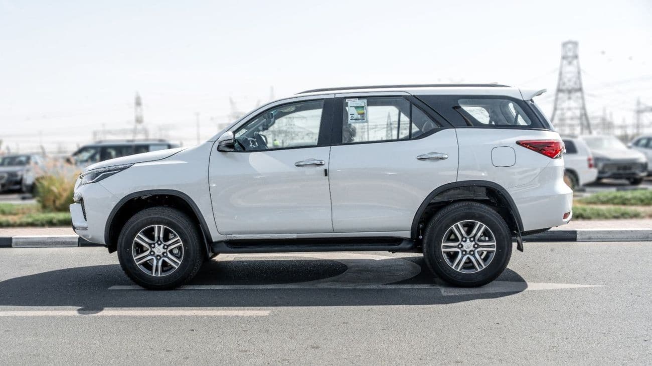 2026 Toyota Fortuner VXR thumbnail 3