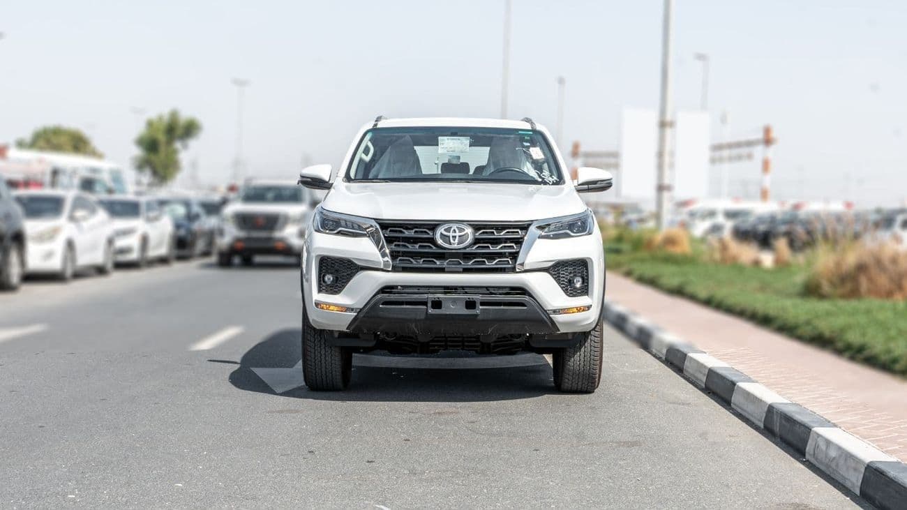 2026 Toyota Fortuner VXR thumbnail 4