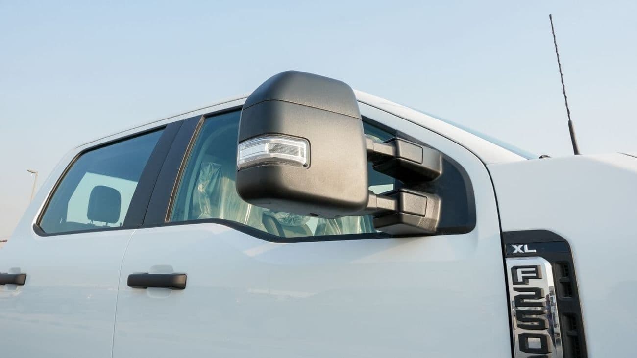 2024 Ford F-250 XL thumbnail 7
