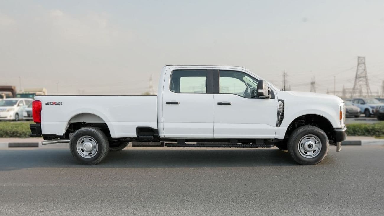2024 Ford F-250 XL thumbnail 2