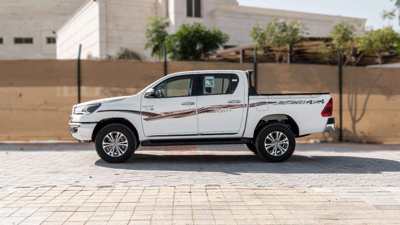 2026 Toyota Hilux SGLX thumbnail 3