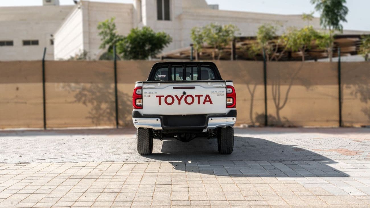 2026 Toyota Hilux SGLX thumbnail 5