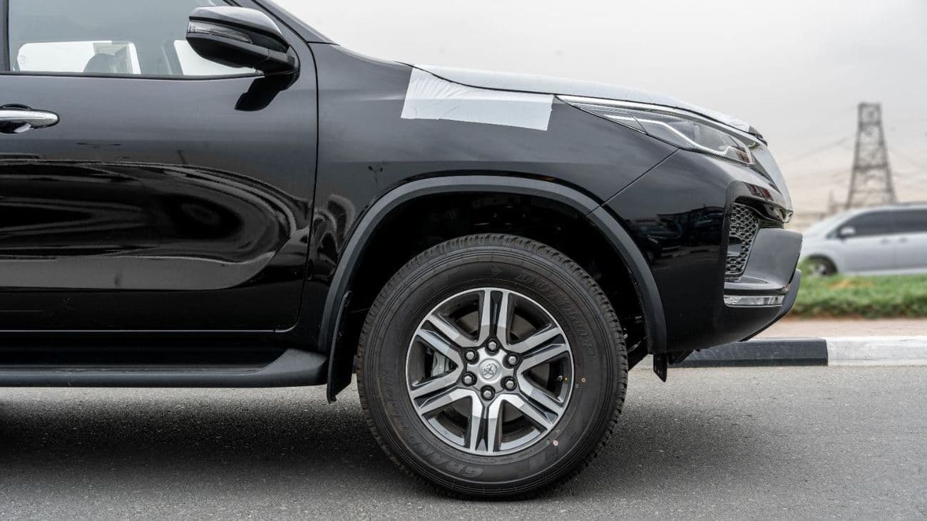 2026 Toyota Fortuner VXR thumbnail 6