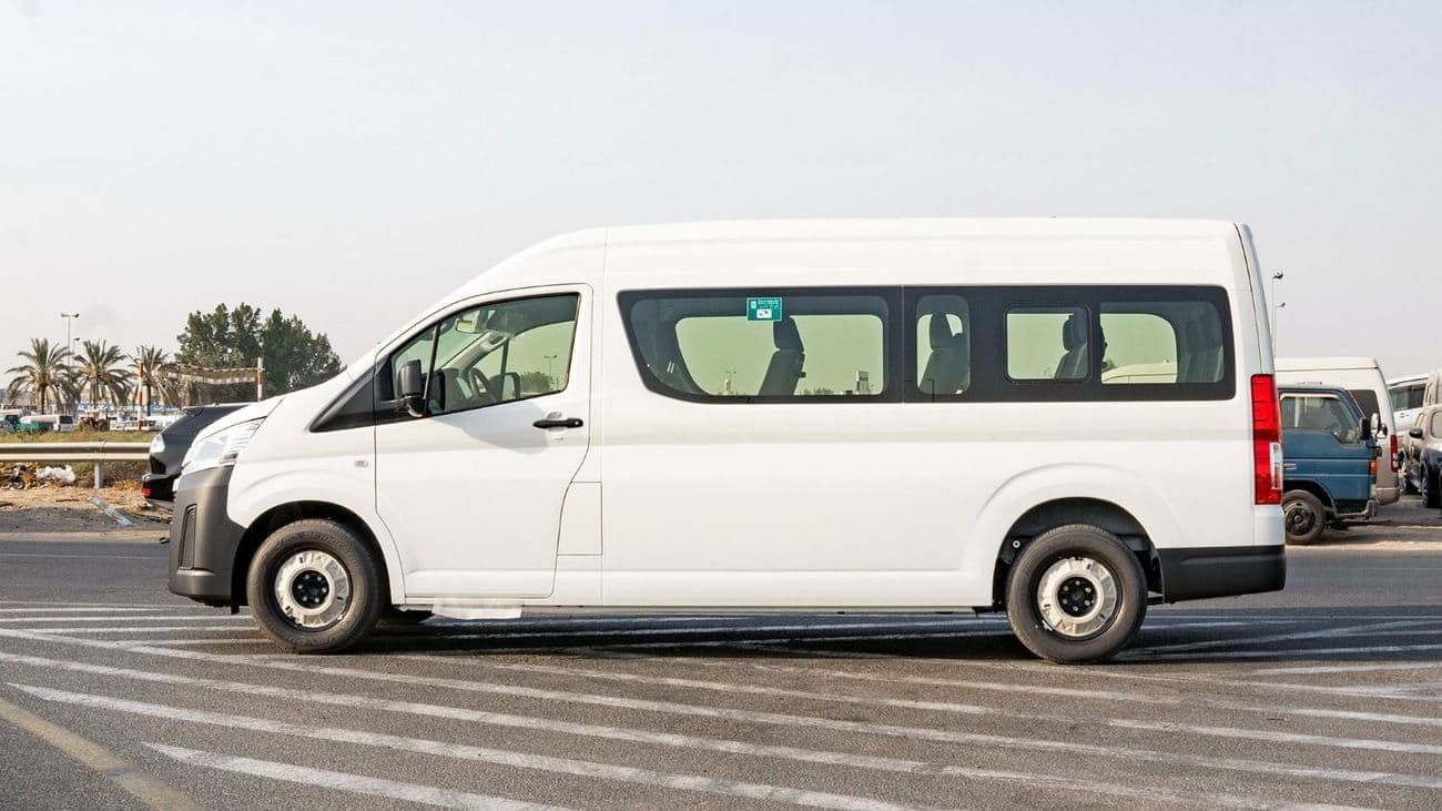 2026 Toyota Hiace thumbnail 3