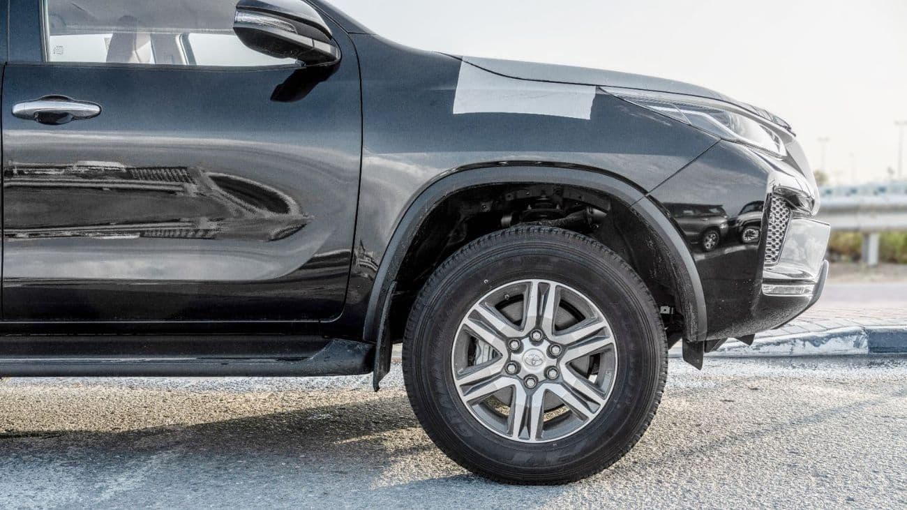 2026 Toyota Fortuner GX thumbnail 6