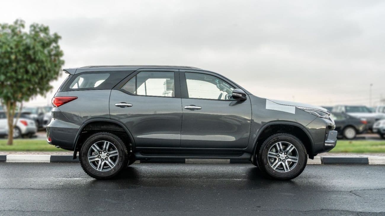 2026 Toyota Fortuner VXR thumbnail 2