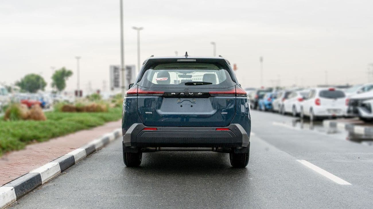 2026 Toyota RAV4 XLE thumbnail 5